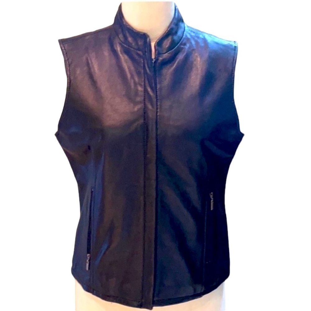 - Vantage Tommy Hilfiger full zip leather vest